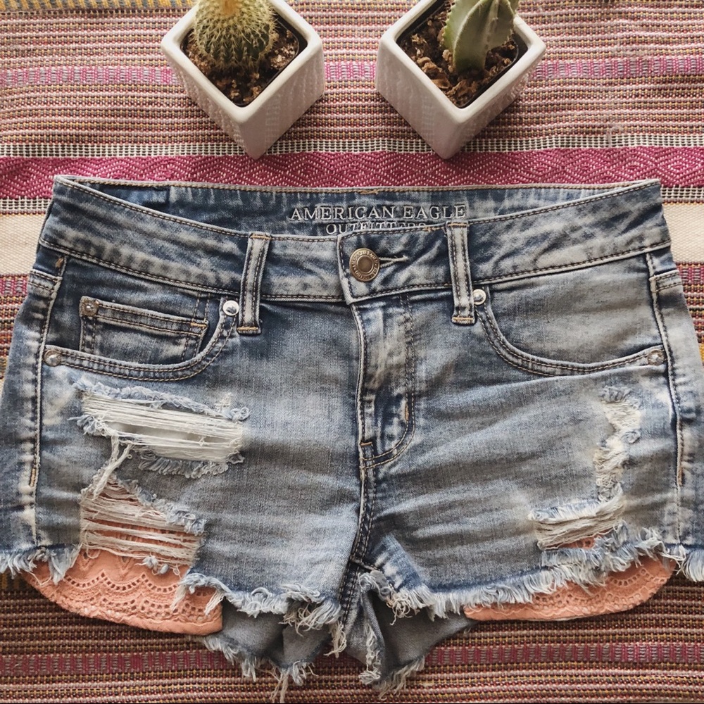 American Eagle Shortie Pink Pocket Shorts